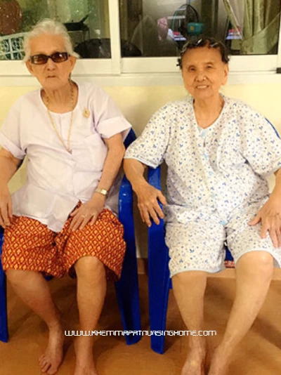 เขมภัช เนอร์สซิ่งโฮม ศูนย์ดูแลผู้สูงอายุ นนทบุรี บริการดูแล ผู้ป่วยที่ต้องใส่สายสวนปัสสาวะ